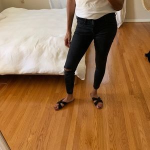 2 pairs of jeans Mothers and Current Elliot